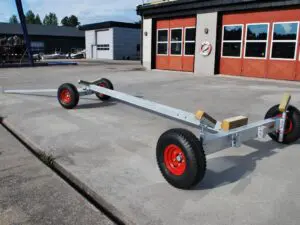 Svela H6 opplagsvogn 6000 kg tilhenger for båt hos Kvalitetshengere Trondheim