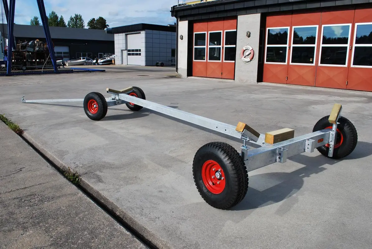 Svela H6 opplagsvogn 6000 kg tilhenger for båt hos Kvalitetshengere Trondheim
